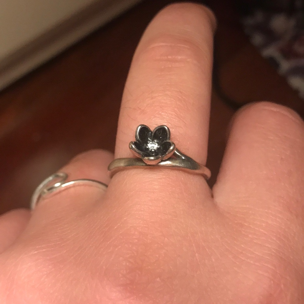 Pandora Flower Ring
